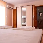 Ваканционна къща далинда *