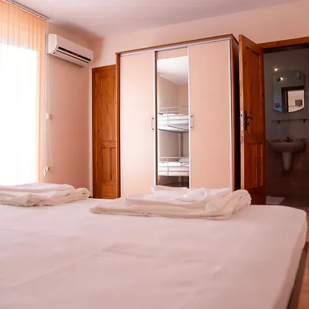 Ferienhaus далинда *